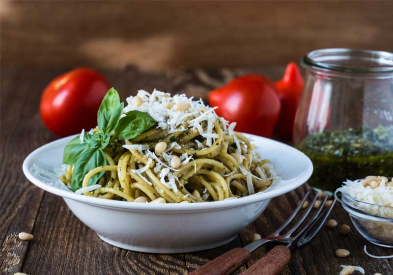 pasta with pesto sauce